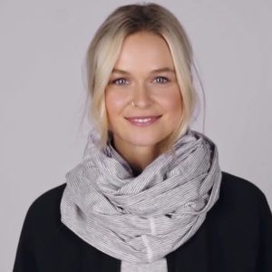 Lululemon vinyasa scarf